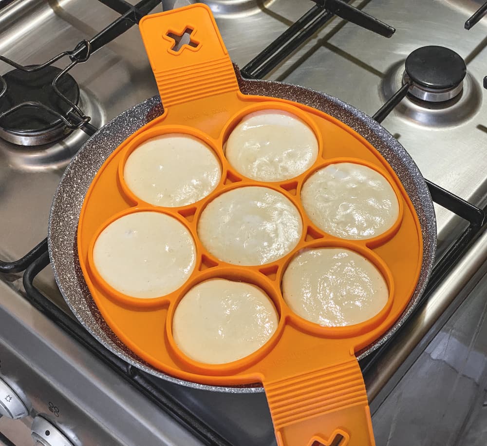 De Gusto Silikonová forma na lívance a volská oka 23,5 cm - náhled 4