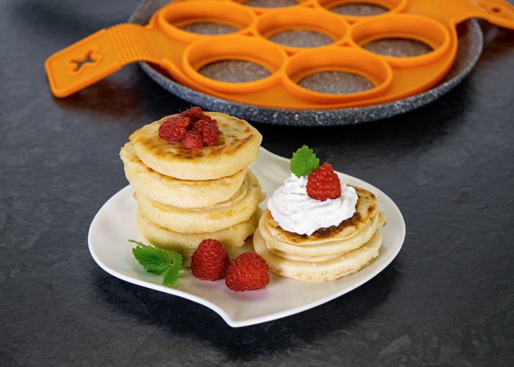 De Gusto Silikonová forma na lívance a volská oka 23,5 cm - náhled 2