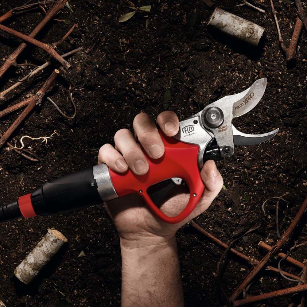 Elektrické nůžky FELCO 812+ komplet s powerpackem a dvojitou baterií - náhled 2