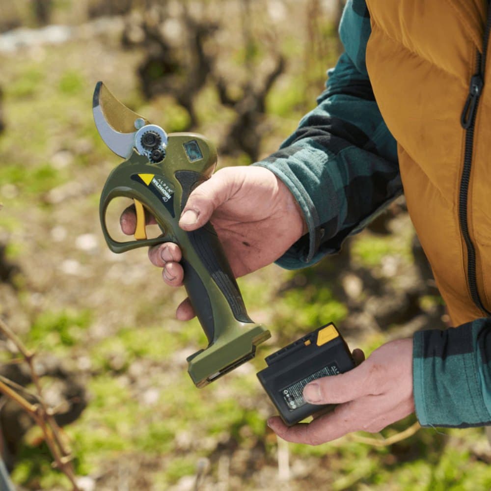 Elektrické nůžky ALPEN Wildhorn 40 komplet se 2 bateriemi - náhled 5